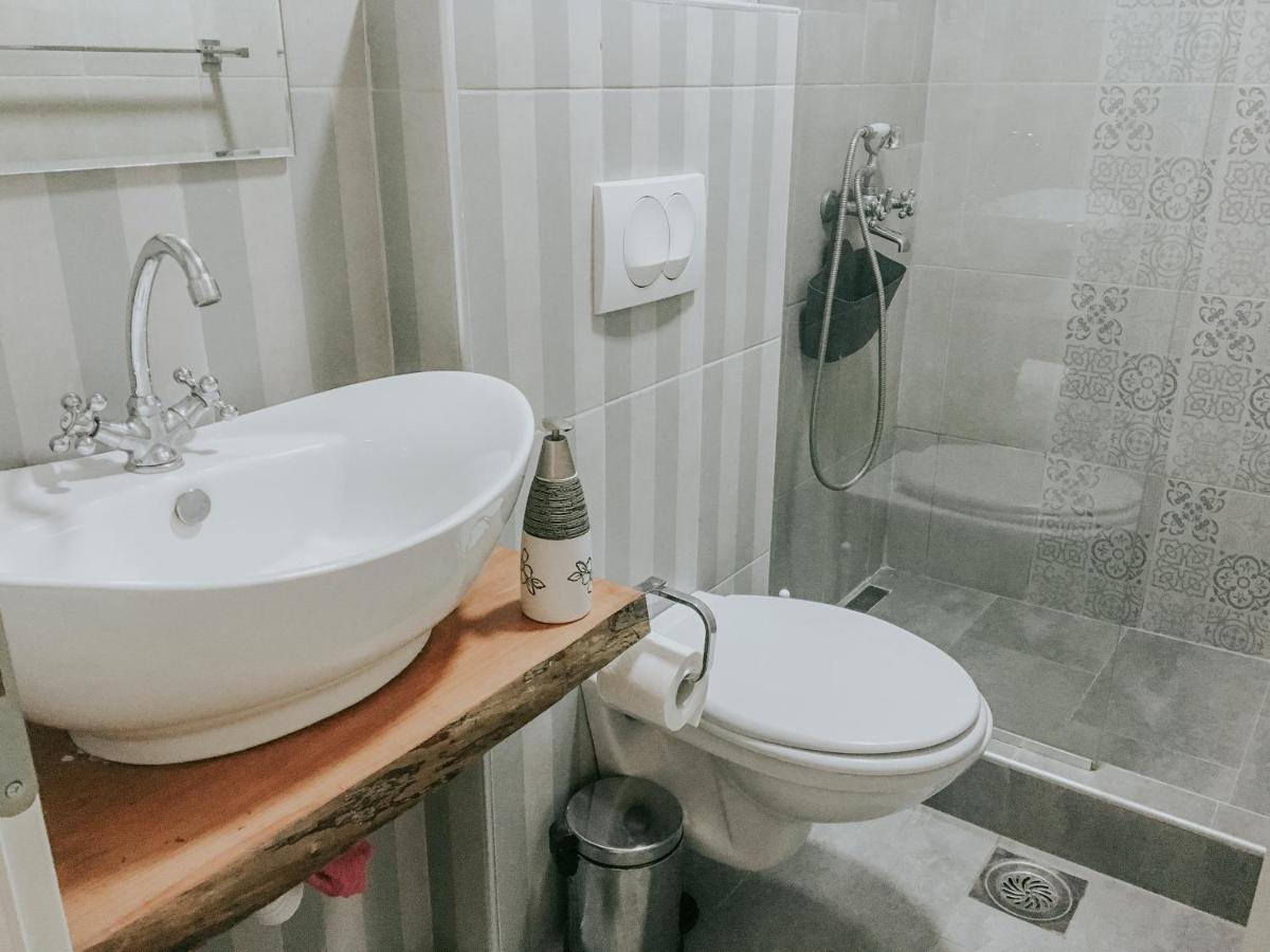 Apartmani Terase Konjska Reka 外观 照片